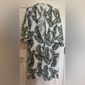 Mirror Image Green and White Leaf Print Linen Blend open front Top